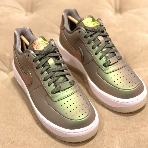 NIKE WMNS AF1 (AIRFORCE1) UPSTEP PRM LX - Brandnew - Picture 4 of 8